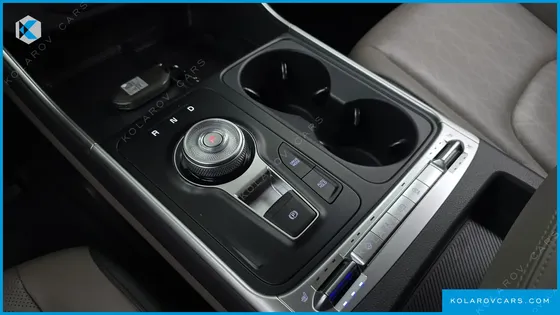 KIA CARNIVAL DIESEL 9-SEATER PRESTIGE