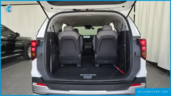 KIA CARNIVAL DIESEL 9-SEATER PRESTIGE