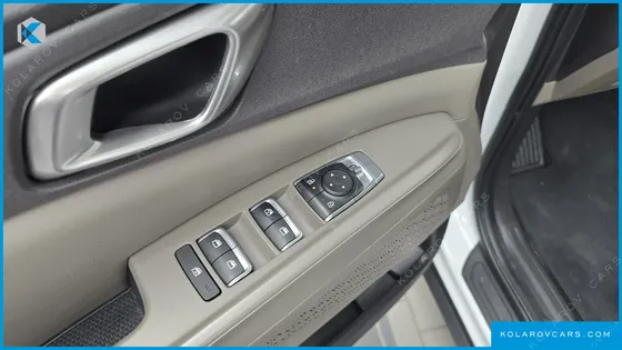KIA CARNIVAL DIESEL 9-SEATER PRESTIGE