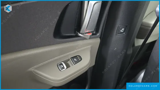 KIA CARNIVAL DIESEL 9-SEATER PRESTIGE