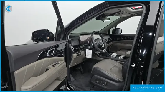 KIA CARNIVAL GASOLINE 7-SEATER GRAVITY