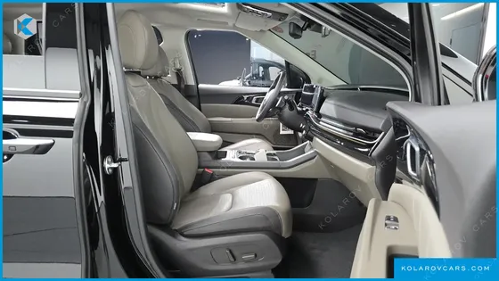 KIA CARNIVAL GASOLINE 7-SEATER GRAVITY