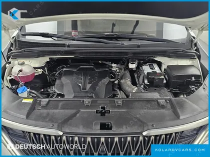KIA CARNIVAL GASOLINE 11-SEATER NOBLESSE