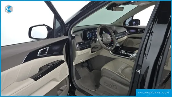 KIA CARNIVAL DIESEL 7-SEATER HI-LIMOUSINE