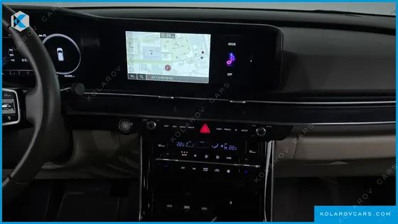 KIA CARNIVAL DIESEL 7-SEATER HI-LIMOUSINE