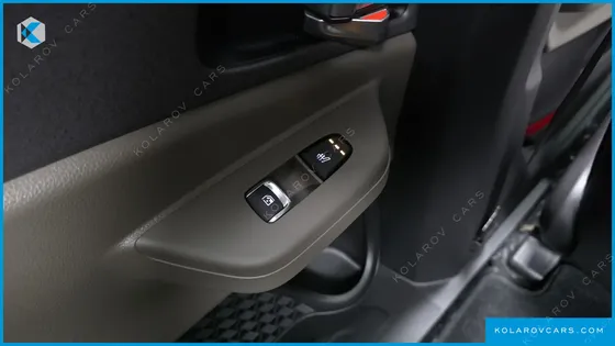 KIA CARNIVAL HEV 9SEATER NOBLESS