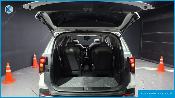 KIA CARNIVAL HEV 9SEATER NOBLESS