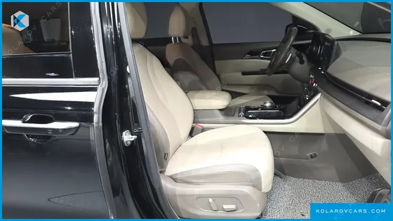 KIA CARNIVAL GASOLINE 9-SEATER NOBLESSE