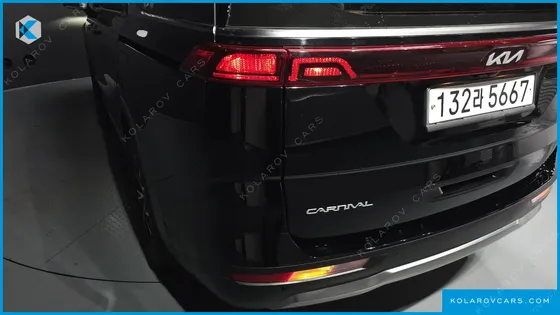 KIA CARNIVAL GASOLINE 9-SEATER NOBLESSE