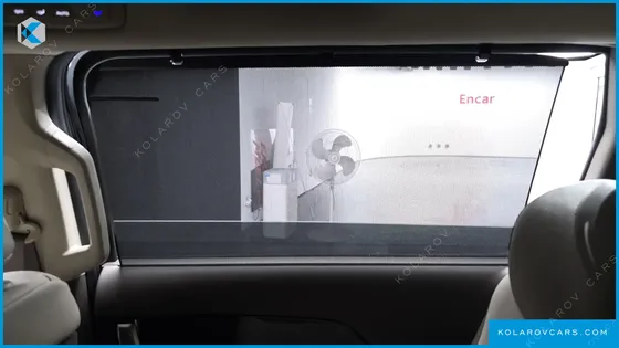 KIA CARNIVAL GASOLINE 9-SEATER NOBLESSE