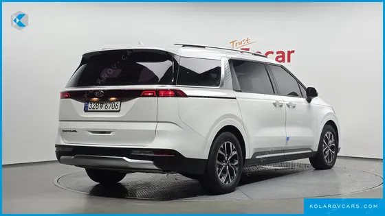 KIA CARNIVAL GASOLINE 9-SEATER NOBLESSE