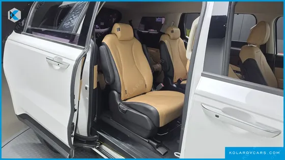 KIA CARNIVAL GASOLINE 9-SEATER NOBLESSE