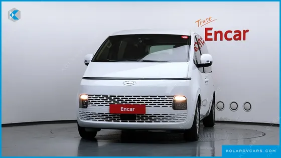 HYUNDAI STARIA TOURER 11-SEATER