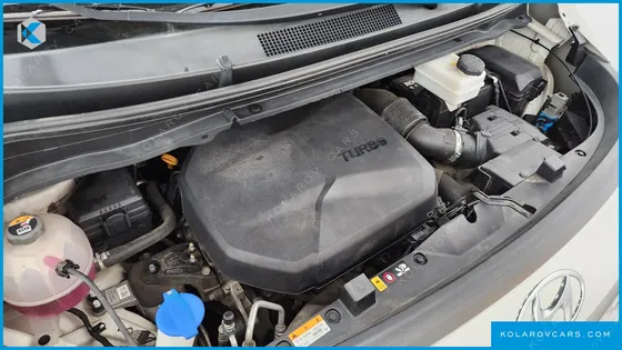 HYUNDAI STARIA TOURER 11-SEATER