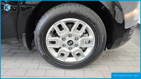 HYUNDAI STARIA HEV 1.6 CARGO 3-SEATER