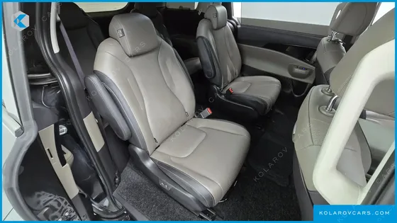 KIA CARNIVAL DIESEL 9-SEATER GRAVITY