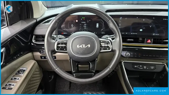 KIA CARNIVAL DIESEL 9-SEATER GRAVITY