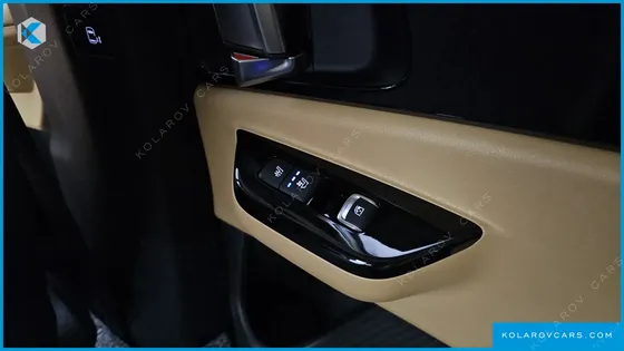 KIA CARNIVAL DIESEL 7-SEATER NOBLESSE