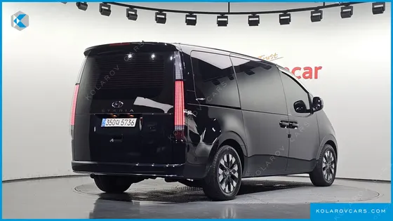 HYUNDAI STARIA L3.5 LOUNGE 9-SEATER