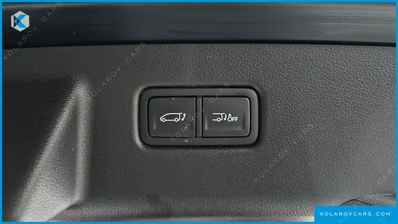 HYUNDAI STARIA L3.5 LOUNGE 9-SEATER