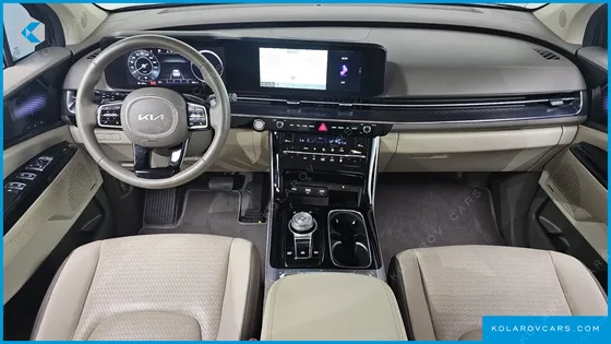 KIA CARNIVAL DIESEL 7-SEATER HI-LIMOUSINE