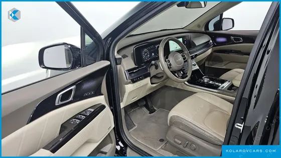 KIA CARNIVAL DIESEL 7-SEATER HI-LIMOUSINE