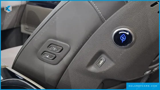 KIA CARNIVAL DIESEL 7-SEATER HI-LIMOUSINE