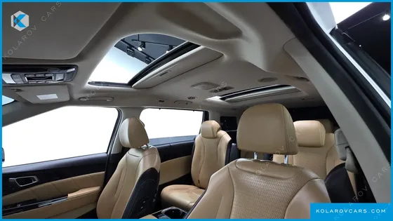 KIA CARNIVAL DIESEL 9-SEATER SIGNATURE