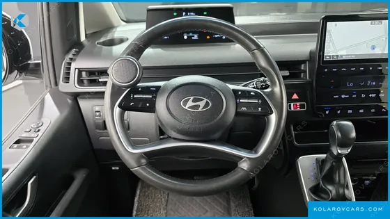 HYUNDAI STARIA HEV 1.6 CARGO 5-SEATER