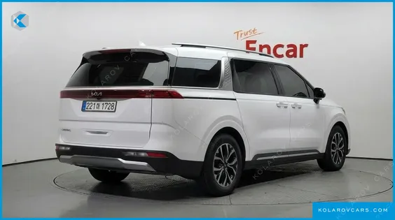KIA CARNIVAL GASOLINE 9-SEATER NOBLESSE