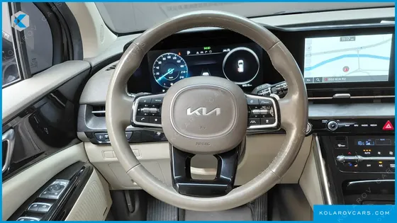 KIA CARNIVAL DIESEL 9-SEATER NOBLESSE