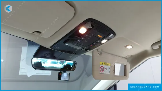 KIA CARNIVAL DIESEL 9-SEATER NOBLESSE