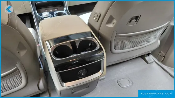 KIA CARNIVAL DIESEL 9-SEATER NOBLESSE