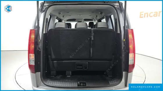 HYUNDAI STARIA TOURER 11-SEATER