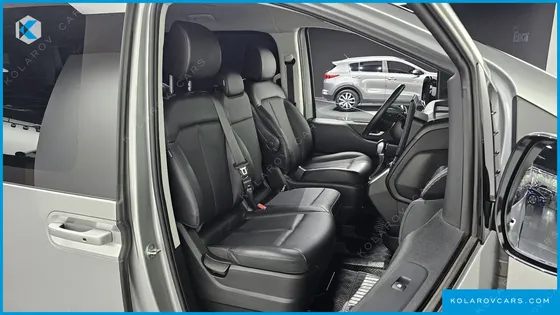 HYUNDAI STARIA TOURER 11-SEATER