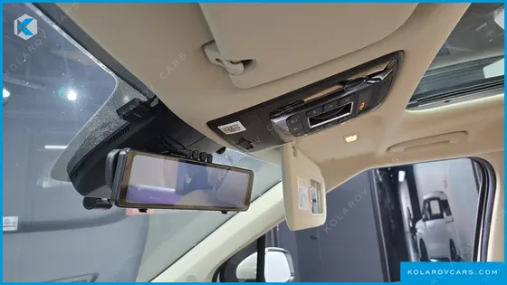 KIA CARNIVAL GASOLINE 7-SEATER SIGNATURE