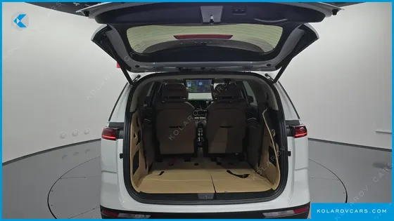 KIA CARNIVAL GASOLINE 7-SEATER SIGNATURE