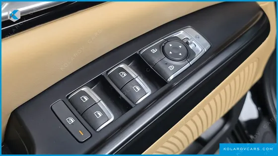 KIA CARNIVAL DIESEL 9-SEATER PRESTIGE