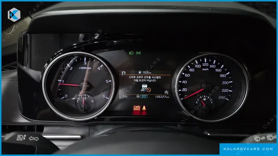 KIA CARNIVAL DIESEL 9-SEATER NOBLESSE