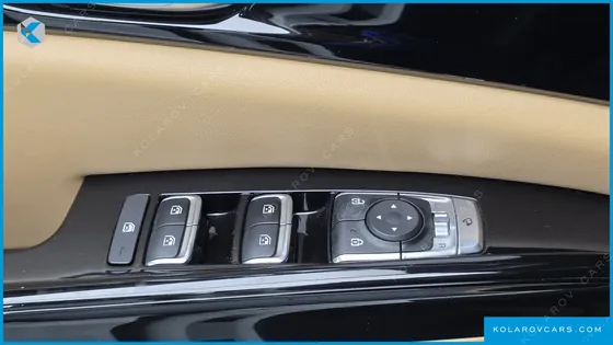 KIA CARNIVAL DIESEL 9-SEATER NOBLESSE
