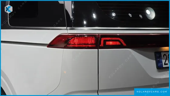 KIA CARNIVAL DIESEL 9-SEATER NOBLESSE
