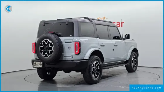 FORD BRONCO 2.7 OUTER BANKS