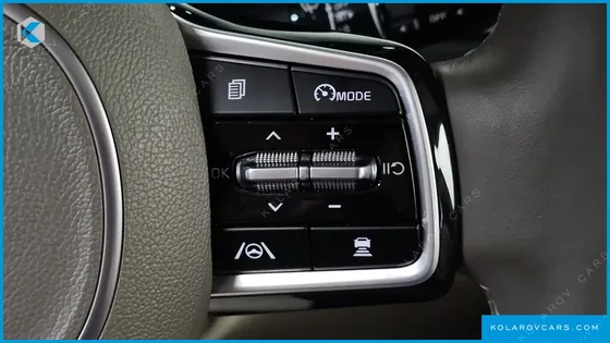 KIA CARNIVAL GASOLINE 9-SEATER PRESTIGE