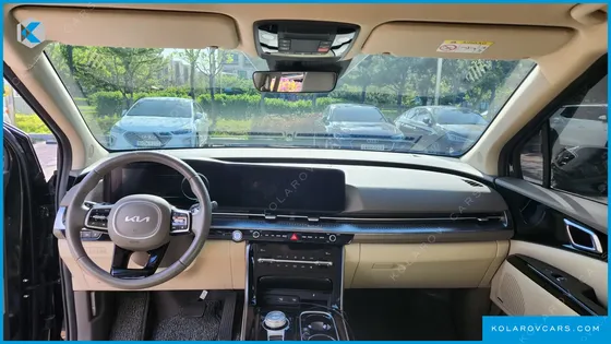 KIA CARNIVAL DIESEL 7-SEATER HI-LIMOUSINE