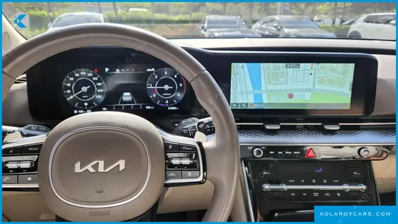 KIA CARNIVAL DIESEL 7-SEATER HI-LIMOUSINE