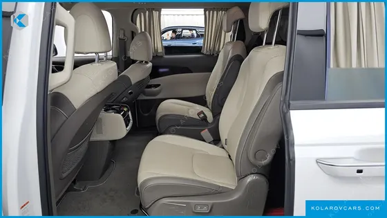 KIA CARNIVAL GASOLINE 9-SEATER HI-LIMOUSINE