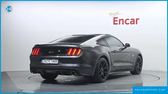 FORD MUSTANG GT COUPE