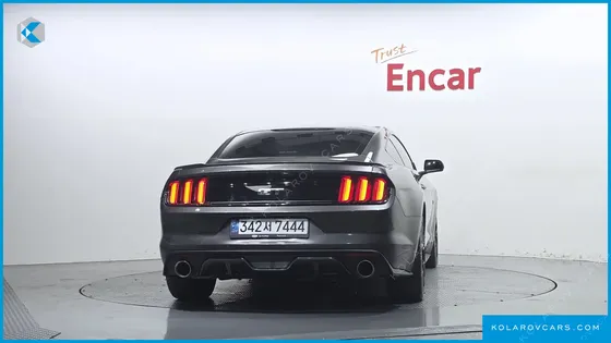 FORD MUSTANG GT COUPE