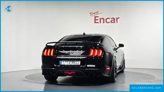 FORD MUSTANG GT COUPE