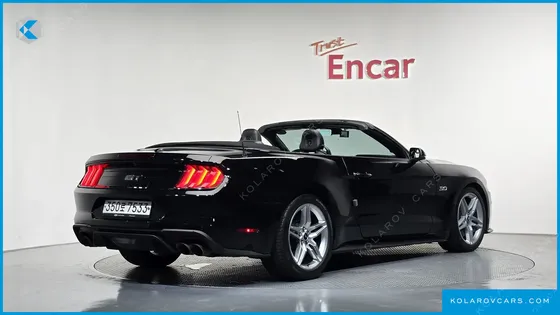 FORD MUSTANG GT CONVERTIBLE